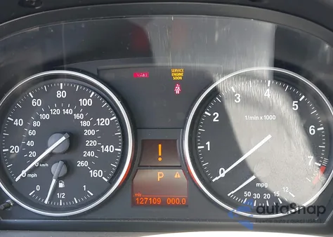 2010 BMW 328I из США, поврежденный, VIN WBAPH5C5XAA439484